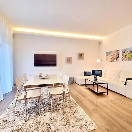 Bella Brera Luxury Apartament